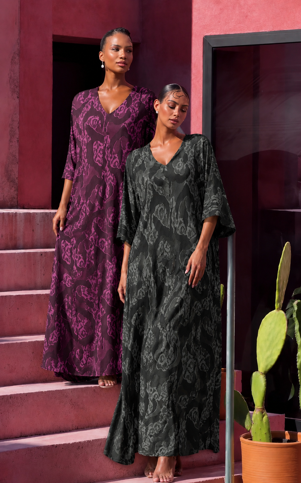 Floral Jacquard Maxi Dress – V-Neck & Wide Sleeves in Dark Green & Plum
