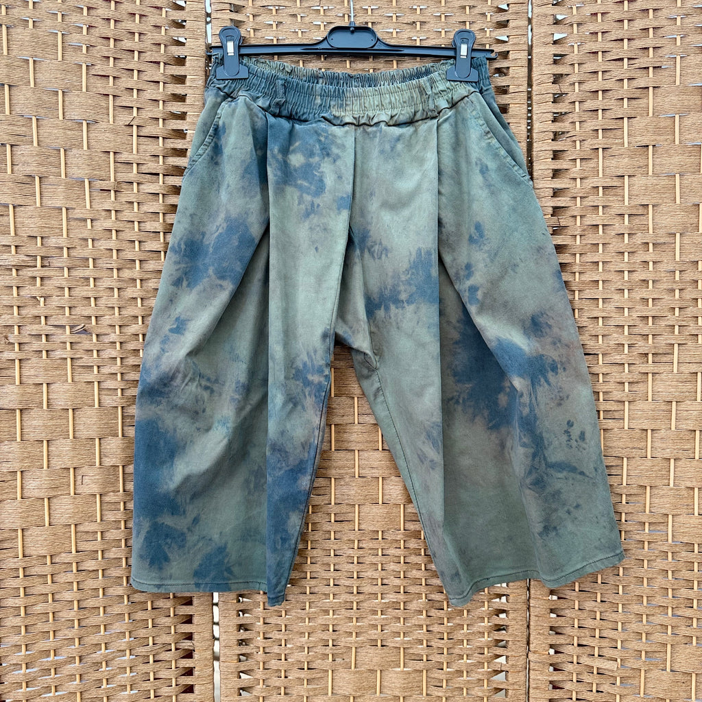 Baggy military Bermuda trousers