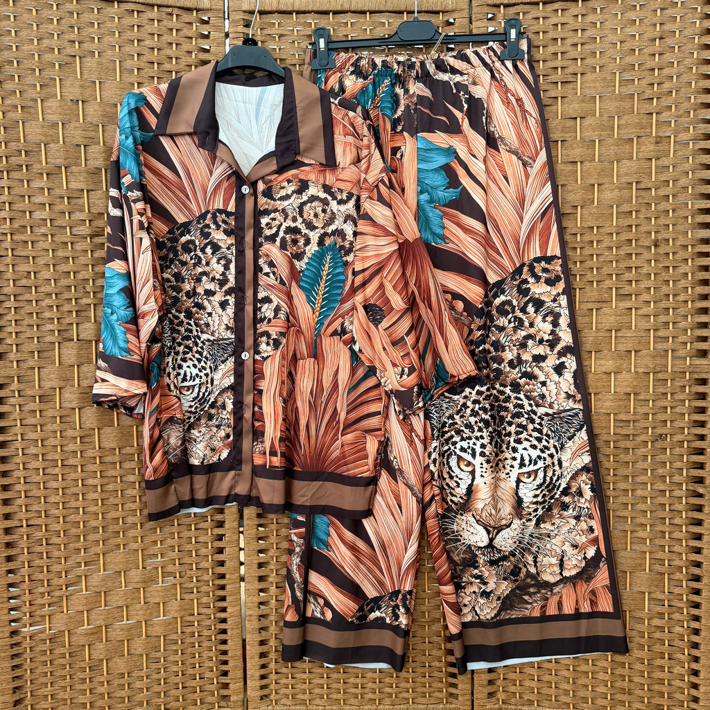 Colorful animal print set
