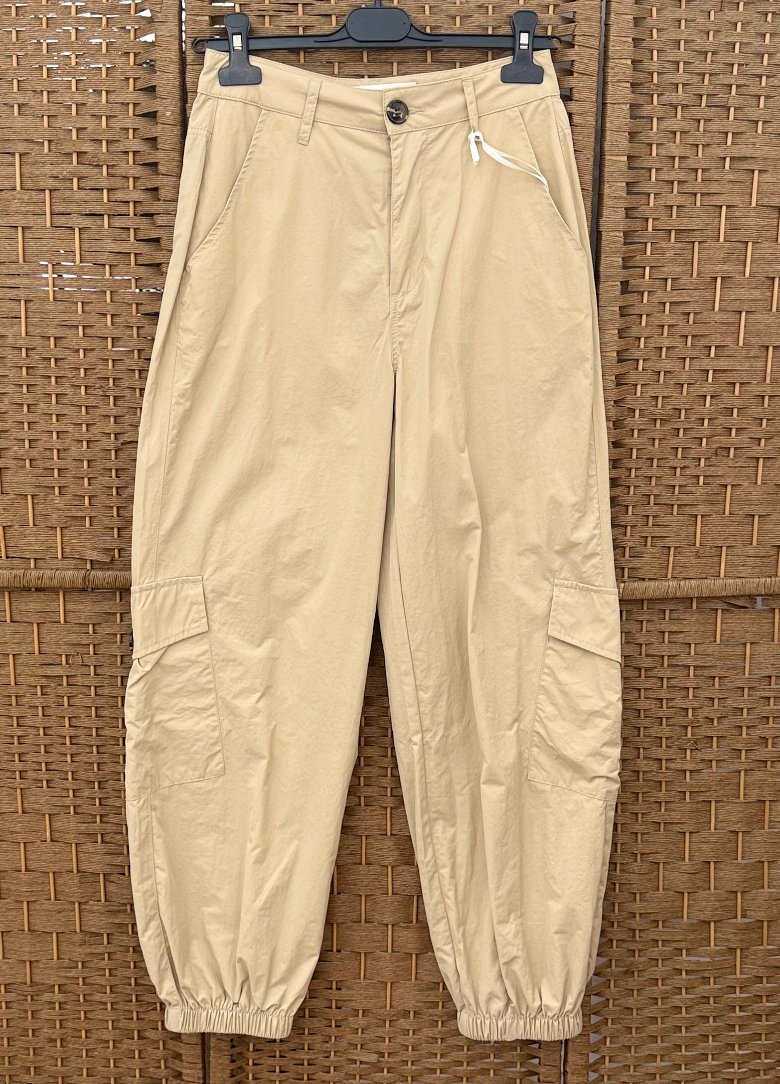 Cargo pants S size