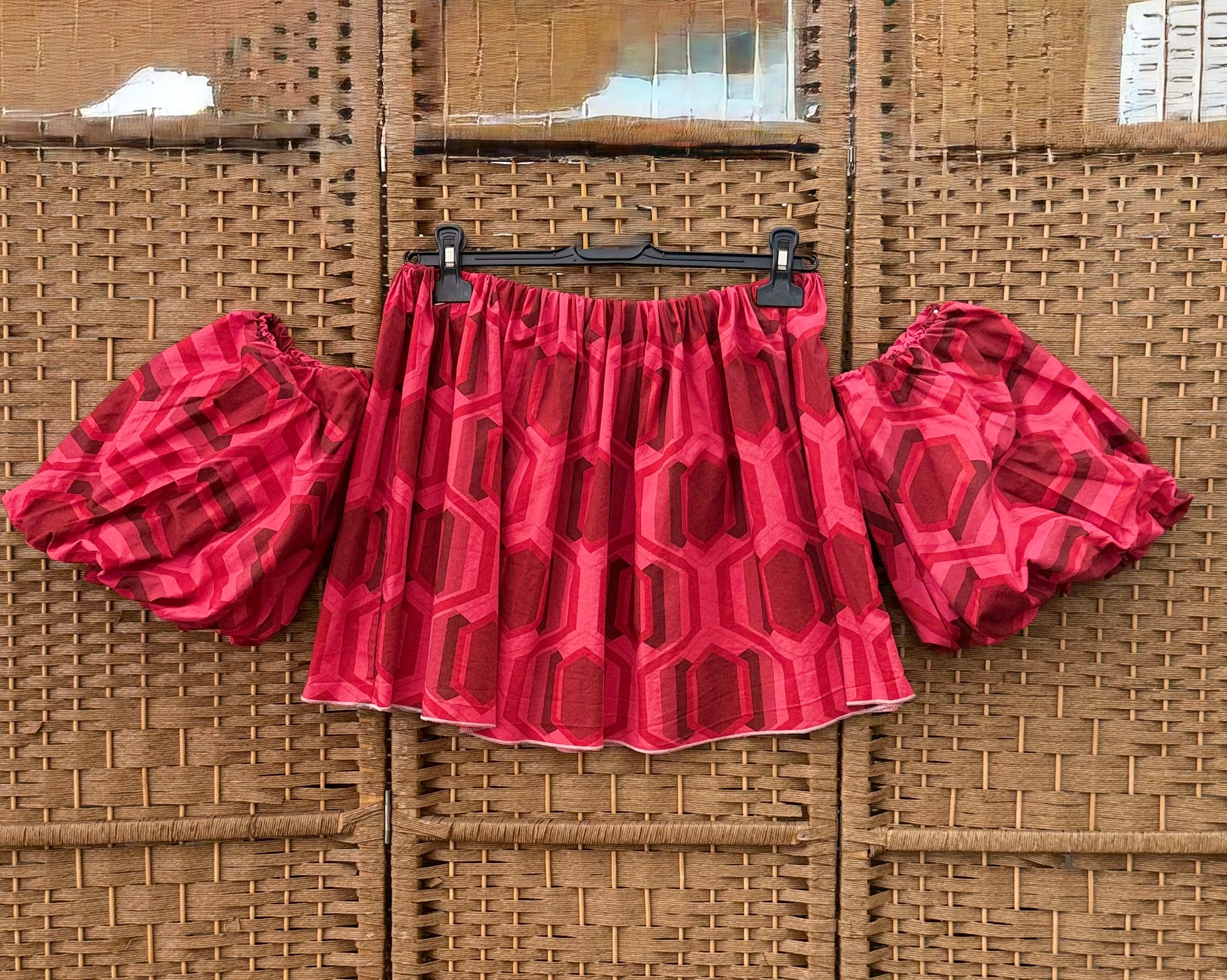 Strapless Top with Detached Sleeves – Red Ombre, Below-Waist Length