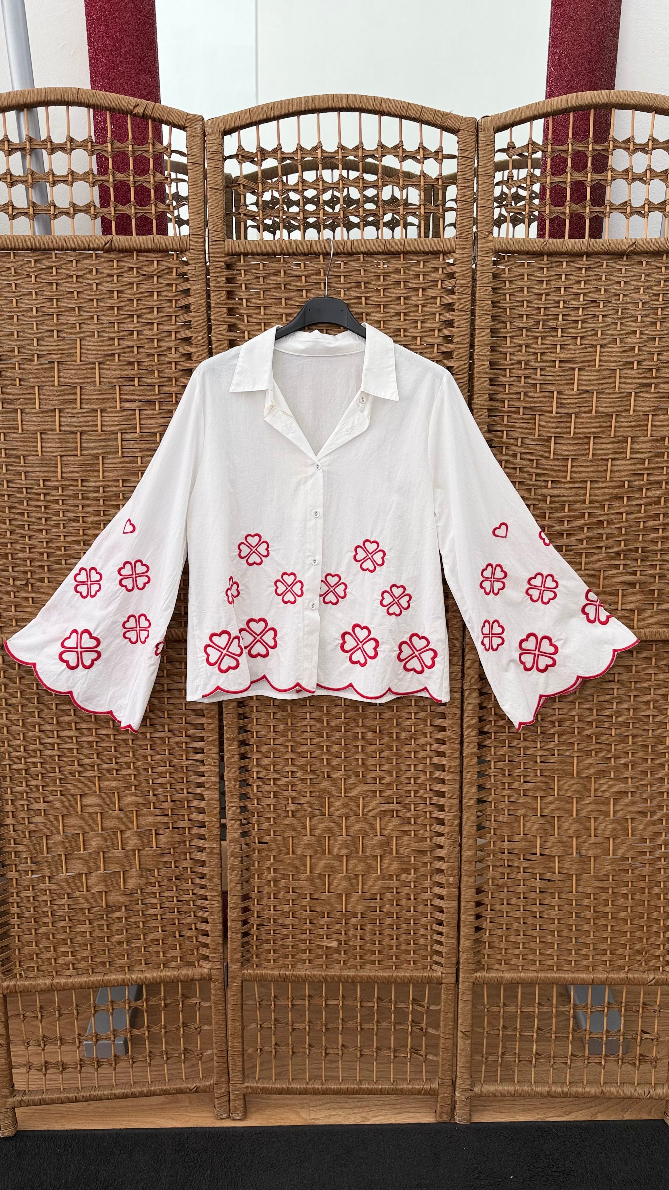 White Cotton Shirt with Red Embroidered Hearts – Wide Sleeves