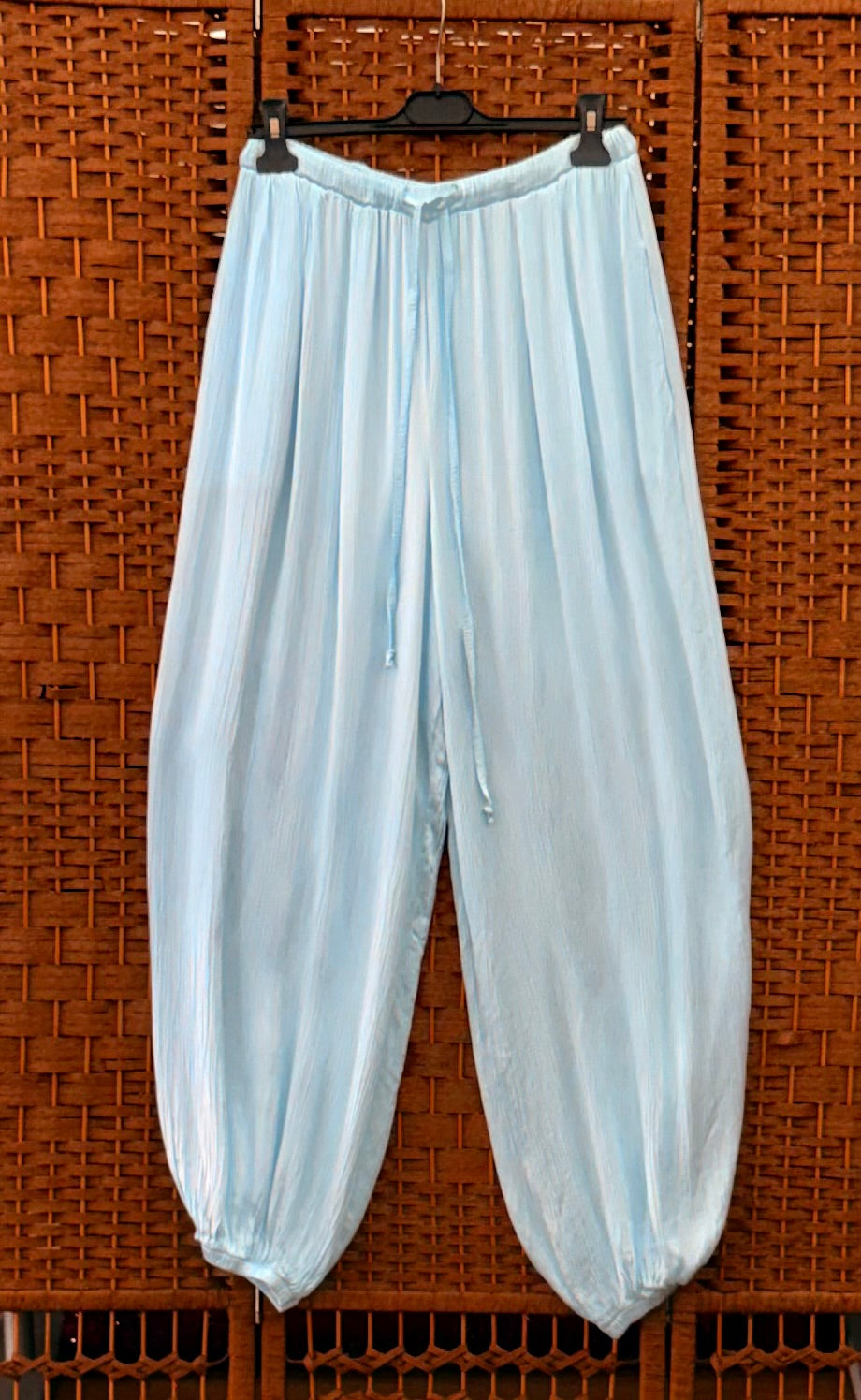 Baby Blue Plissé Viscose Balloon Trousers – 100% Viscose