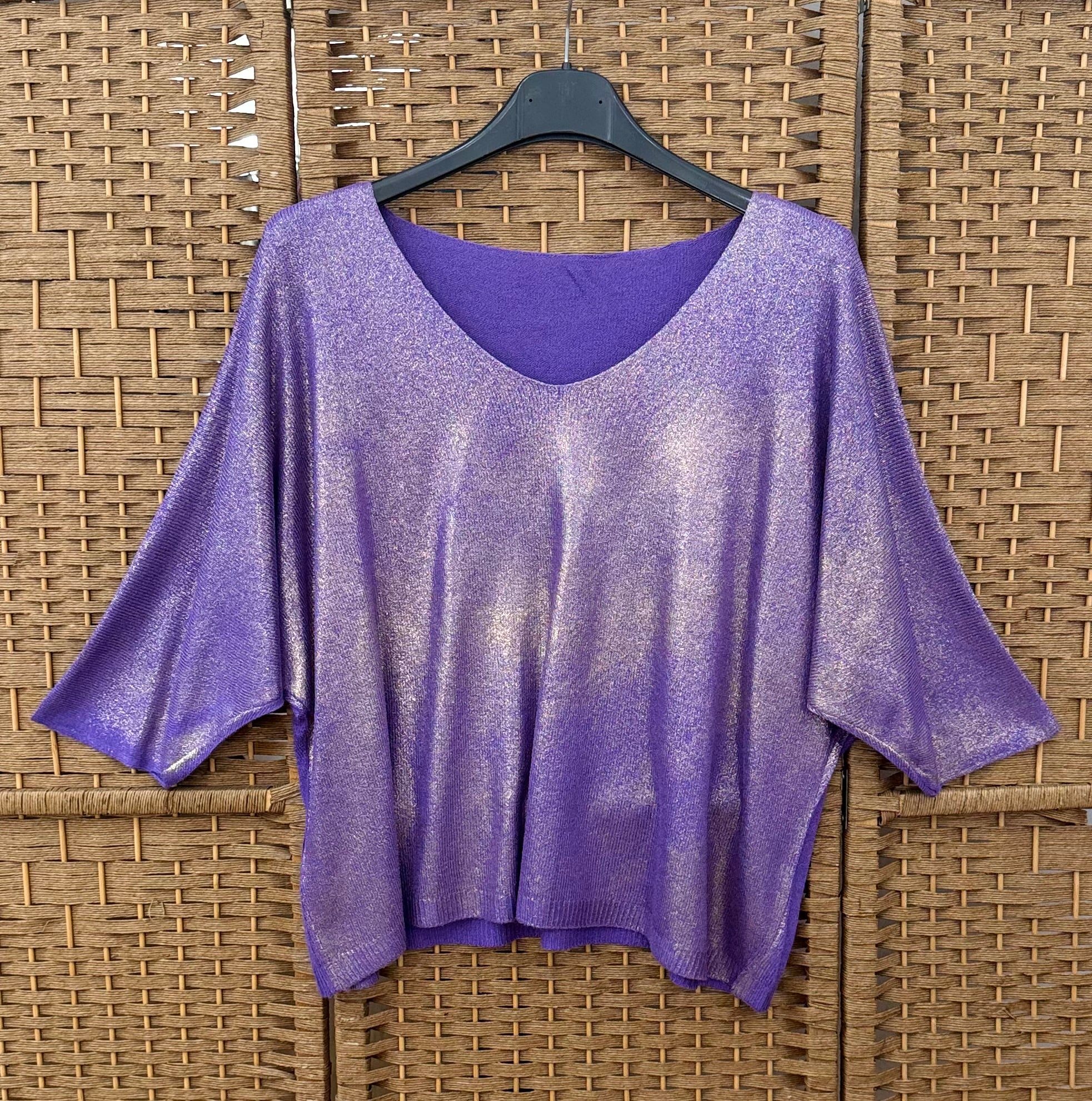 Light wear pullover violet
