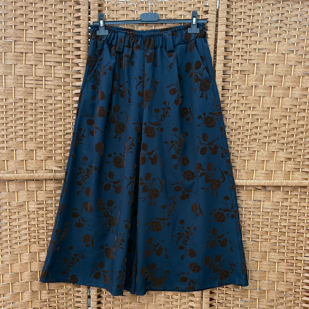 Velvet detailed-Floral Wide-Leg Trousers